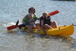 surf kayak in Borthwen